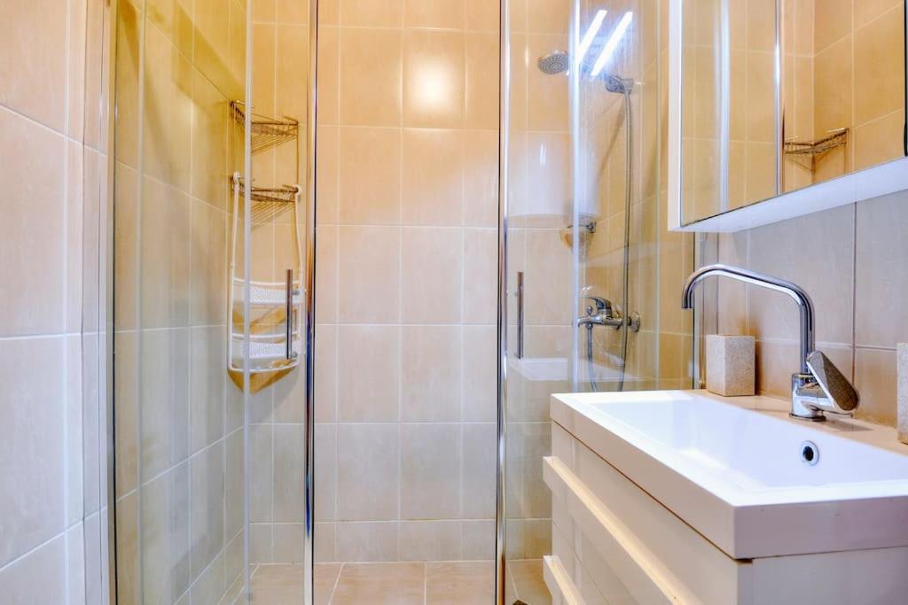 Comfort In Center Varna Exterior photo