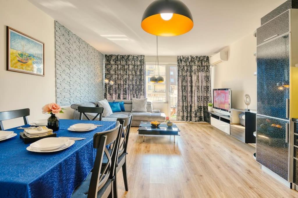 Comfort In Center Varna Exterior photo